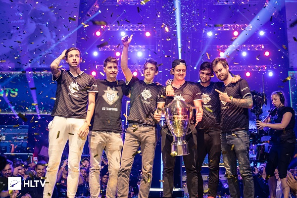 来自8支国 来自8支国